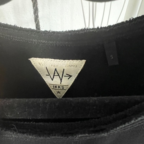 In perfect condition, an elegant T-shirt from the French brand IKKS in Small - Picture 5 of 10